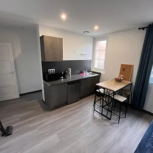 appartement-f2-rsidence-nassau.fr-paris.fr/